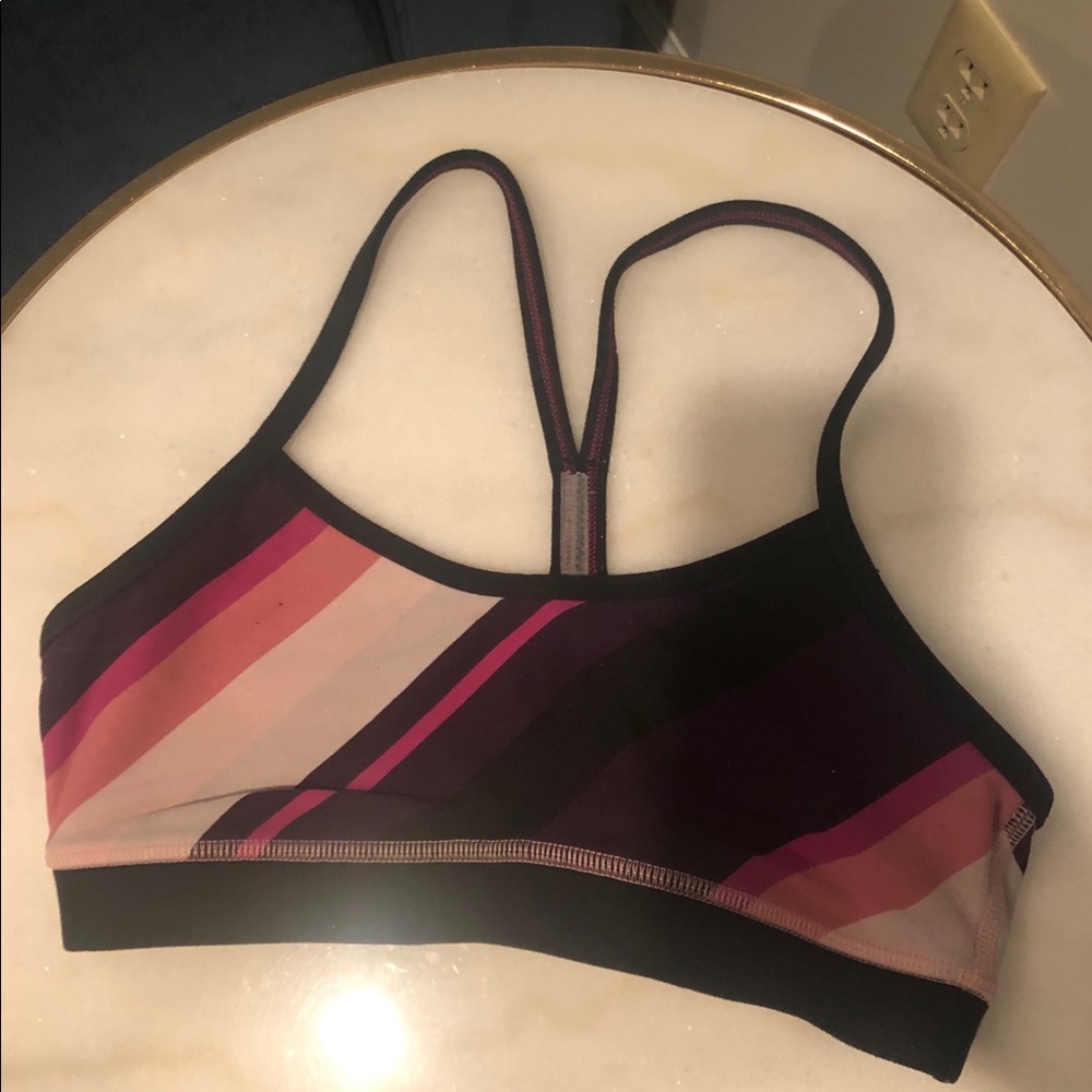 Lulu lemon sports bra